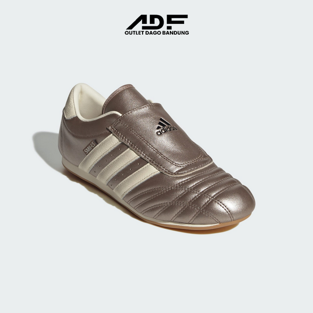 Sepatu casual adidas TAEKWONDO W JQ8200
