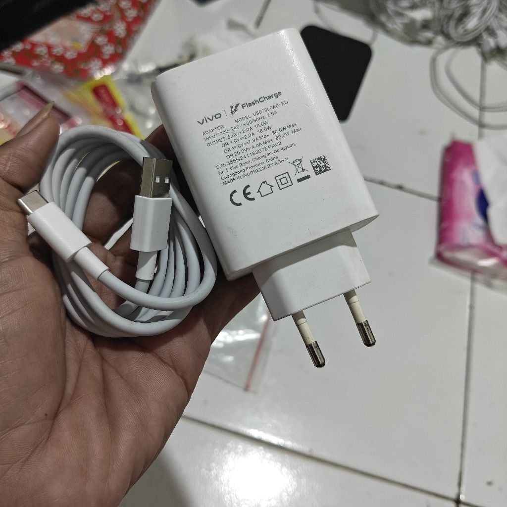 charger Vivo 80 watt original bawaan hp