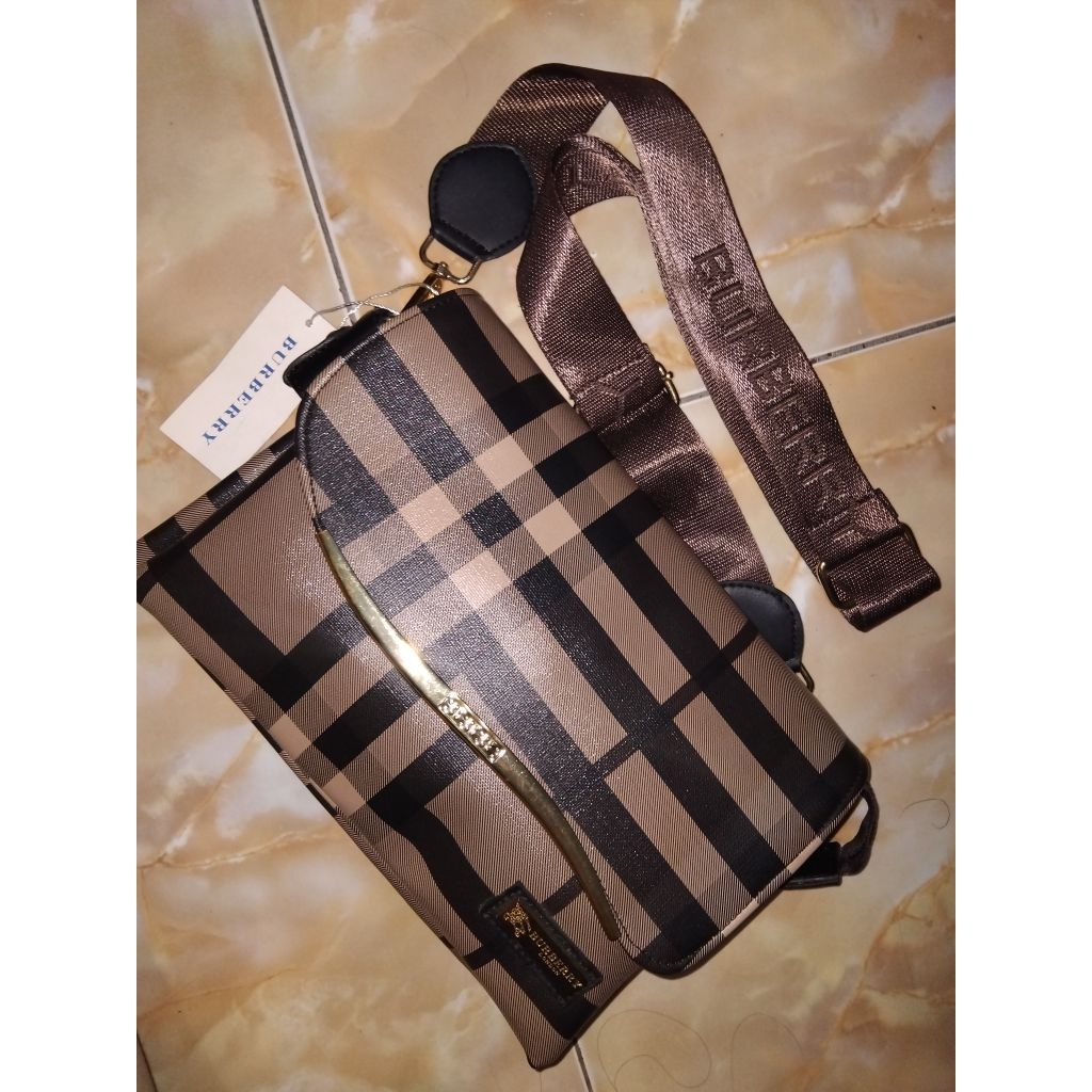 PRELOVED TAS WANITA HOBO BAG/HAND BAG/SLING BAG MIX HITAM FENDII FENDOY FASHION - CEK DESKRIPSI