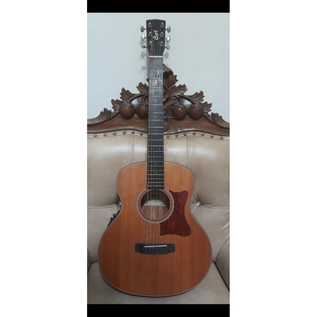 Cort Little CJ with Bag in Open Pore Natural