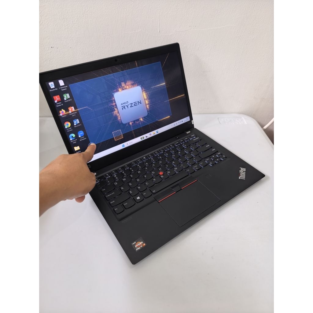 LENOVO THINKPAD T14s - AMD RYZEN 7 Pro 4750U, RAM 16 GB, SSD, 14" FHD Touchscreen