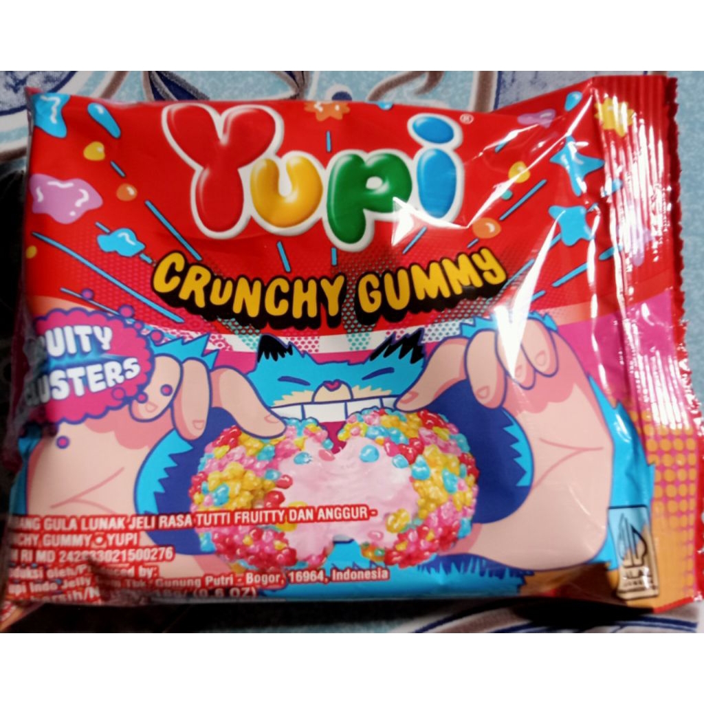 YUPI (crunchy gummy Fruity clusters)