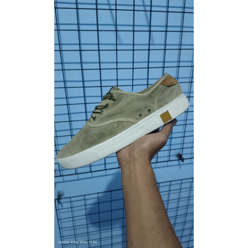 Sepatu kulit suede timberland kasual second bekas original