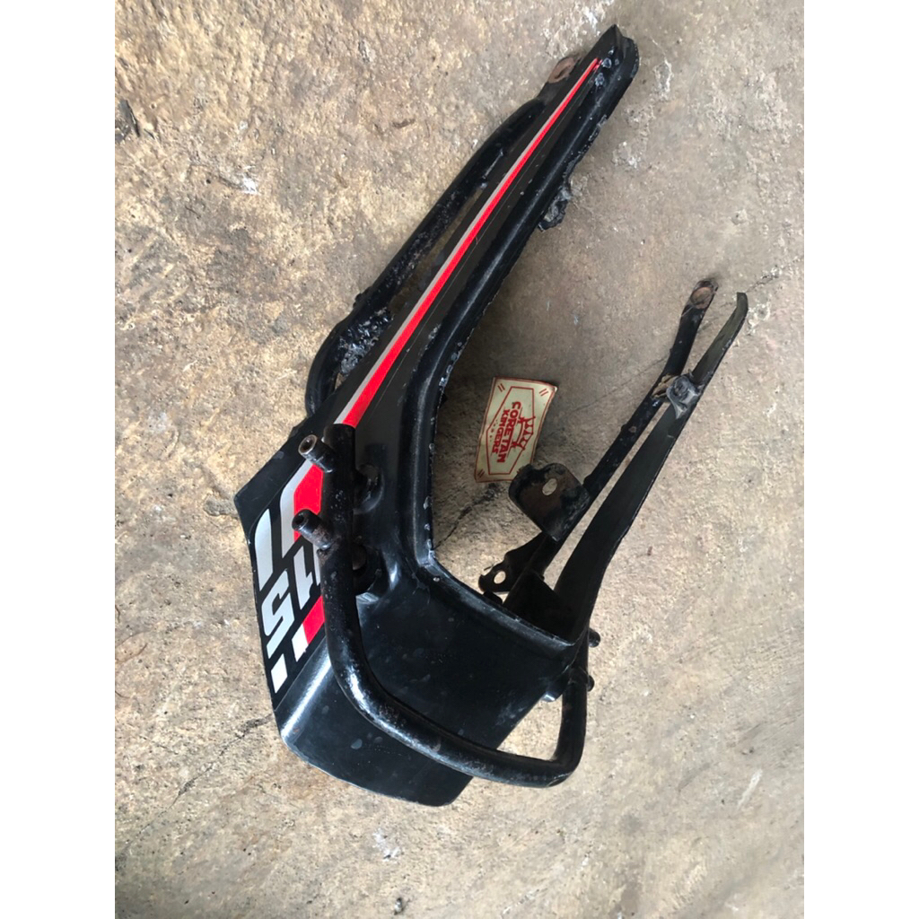 COVER BELAKANG JOK BUNTUT BOL RXS RX-S RX-SPESIAL ORI ORIGINAL COPOTAN