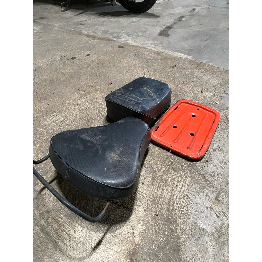 Jok Pisah Vespa Super