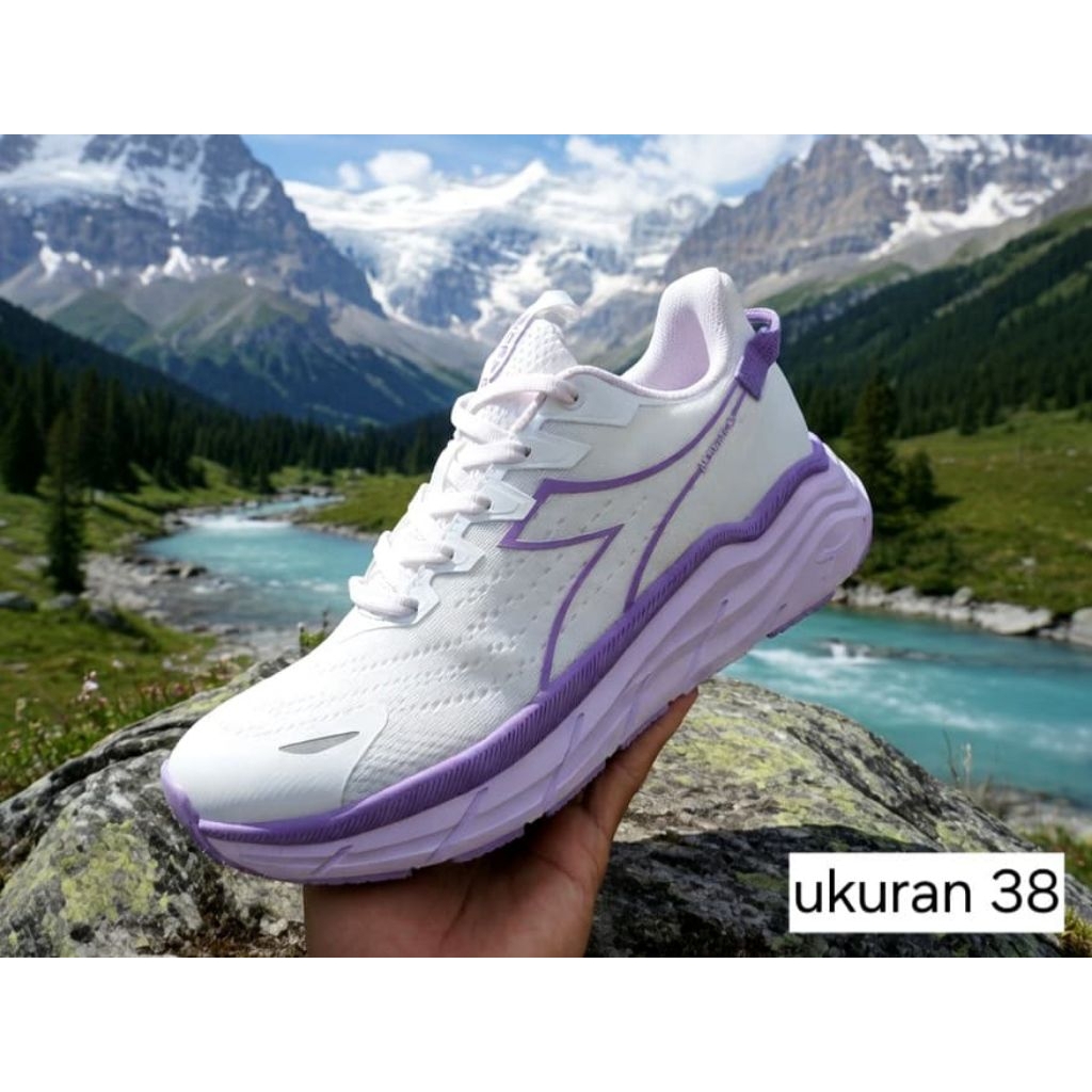 sepatu sport runing cewek sepatu olahraga lari cewek diadora ukuran 38