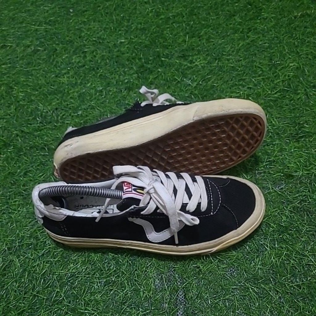 sepatu sneakers vans style 73 size 37