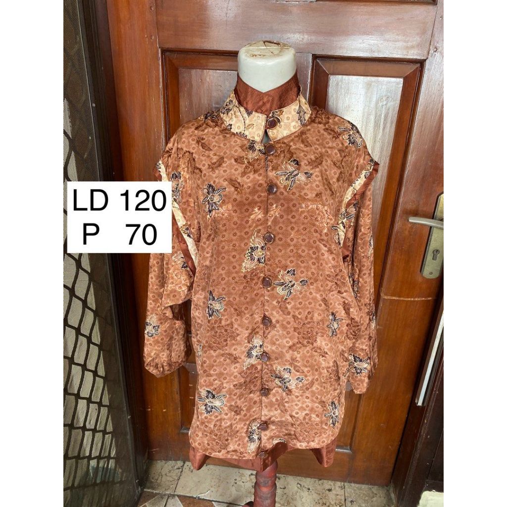 Kemeja Batik Wanita Vintage Jumbo Coklat Furing Dalam Kerah High Neck