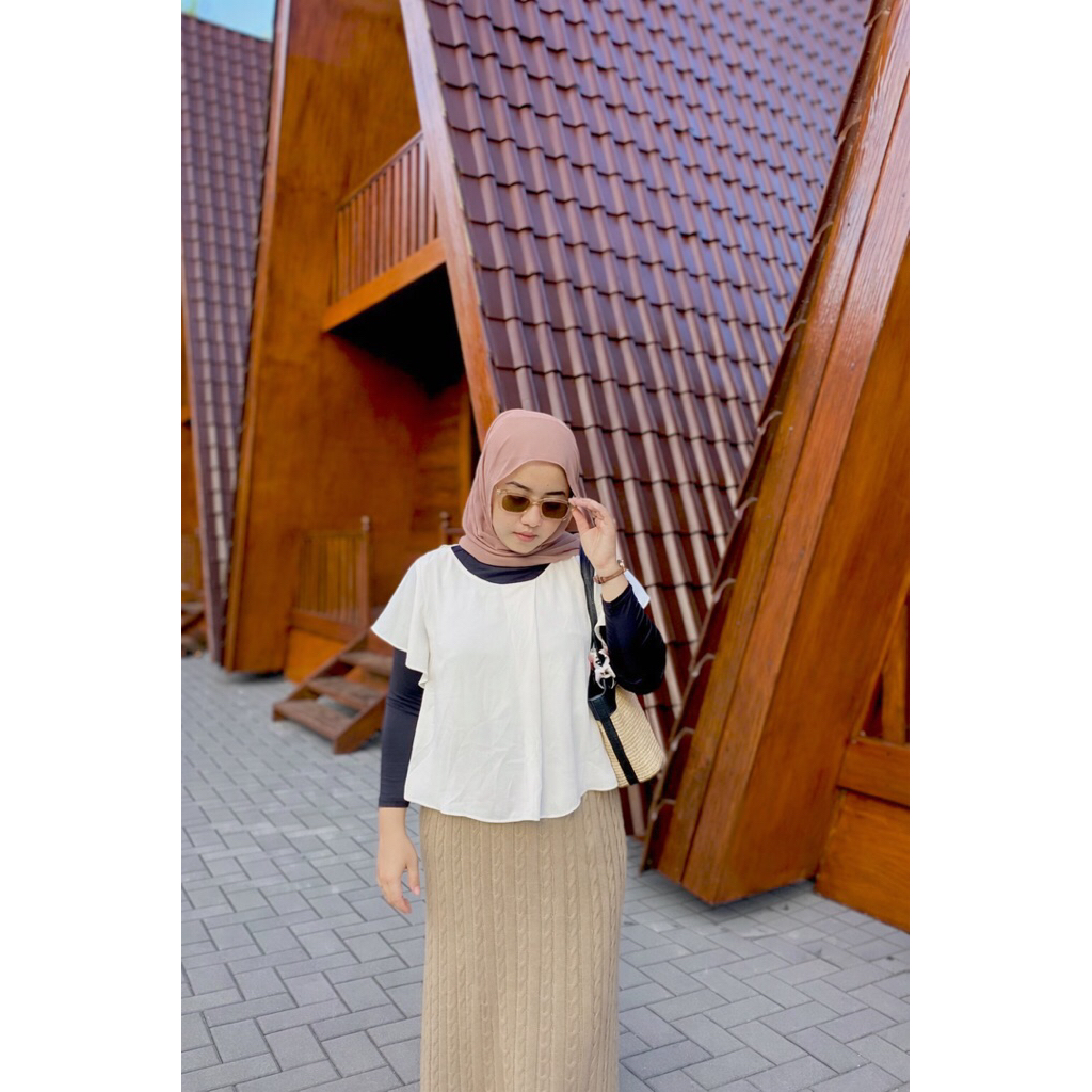 [PRELOVED] Blouse wanita | Atasan wanita lengan pendek ld 110 cm Pj 55-65cm - preloved skincare, mak