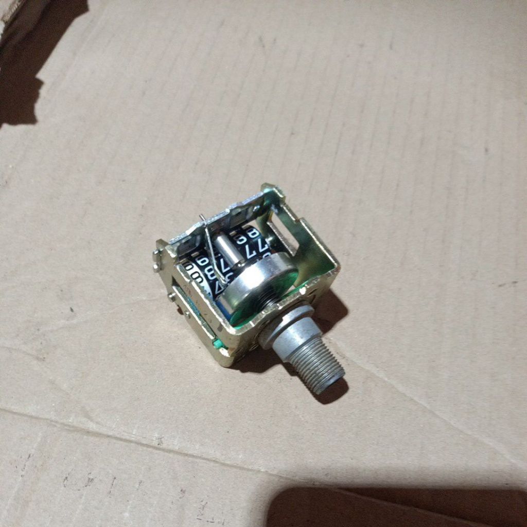 Mesin Rpm Kilometer Kecepatan Spedometer Yamaha Vega ZR Original Second Copotan Motor Fungsi Normal