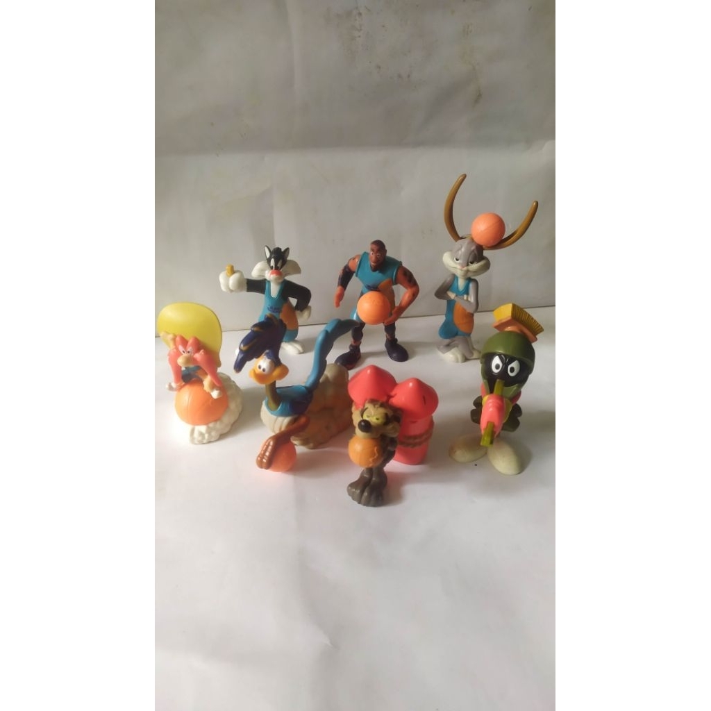 HAPPY MEAL SPACE JAM