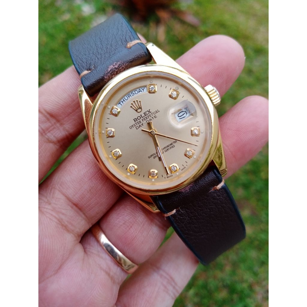 jam tangan pria gold plate