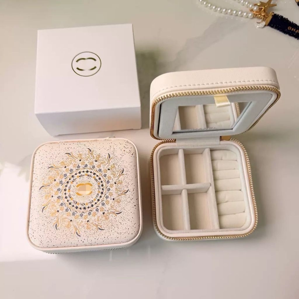 CH White Leather Vanity Travel Jewerly Box Organizer Kotak Perhiasan Aksesoris dengan Cermin