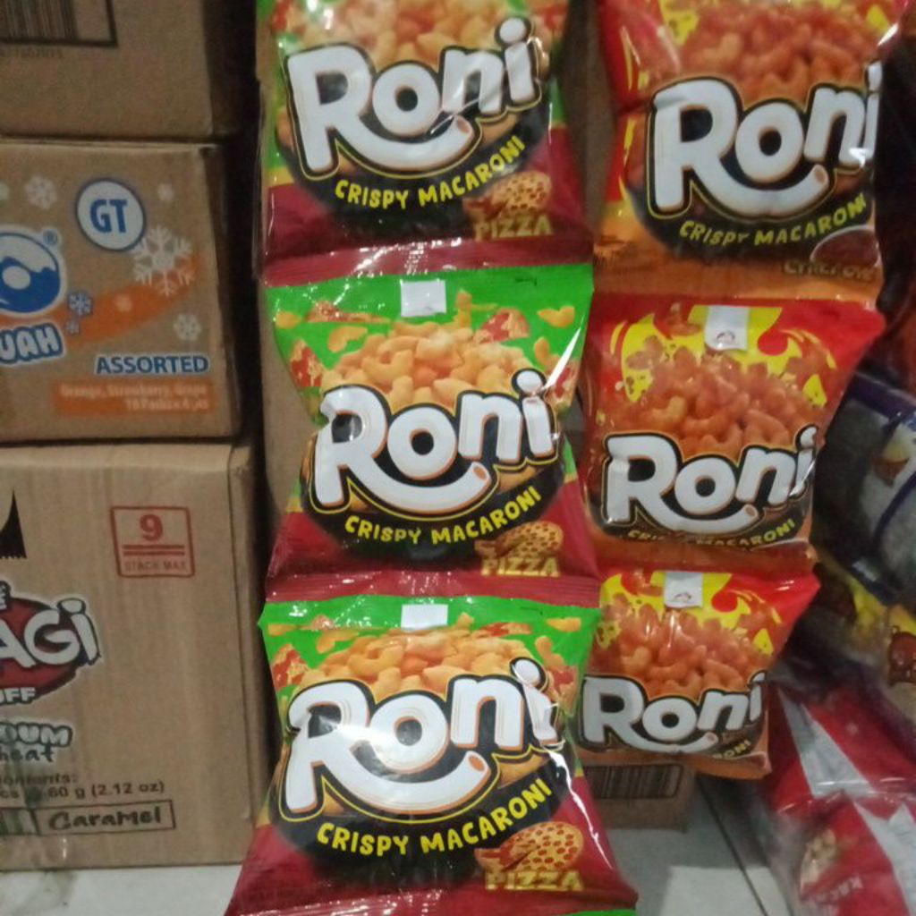 Roni crispy macaroni pizza renteng isi 10bungkus