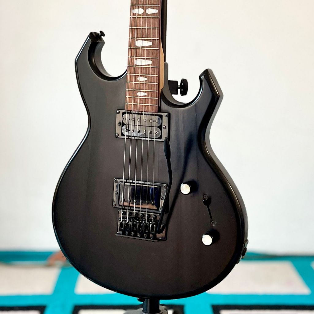 Gitar Elektrik OLP Coffin Shape – Dual Humbucker