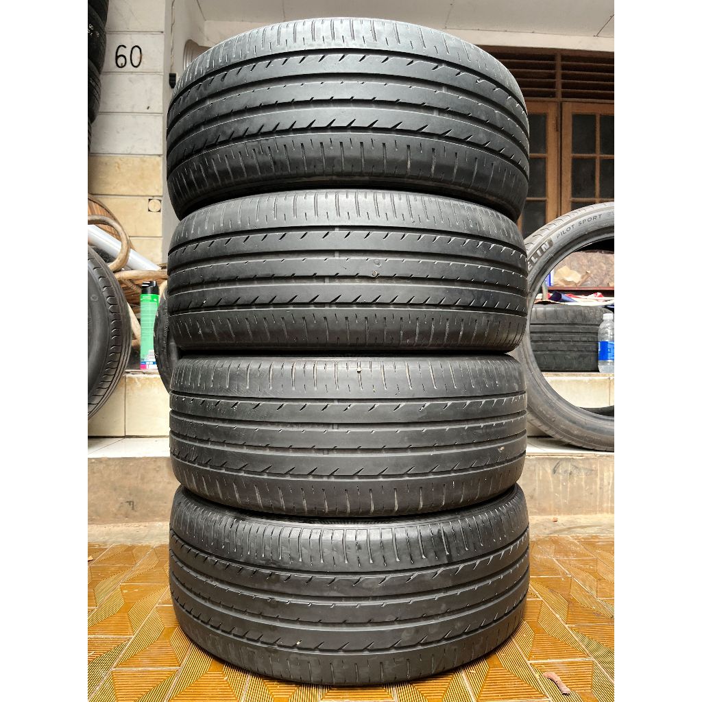 Ban Toyo Proxes R52A 215 50 r18 4Pcs