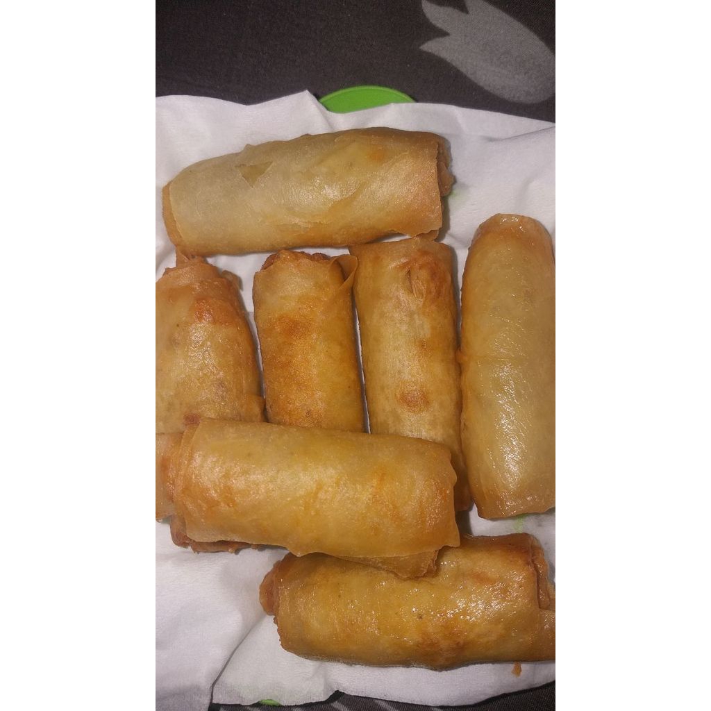lumpia ayam suwir pedas ( 1pack isi 5pcs)