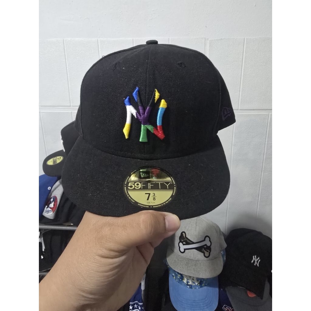 SNAPBACK FITTED NEW ERA NEW YORK