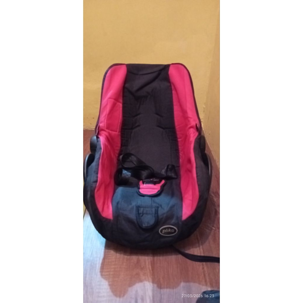 Car seat second/Car seat Pliko bekas