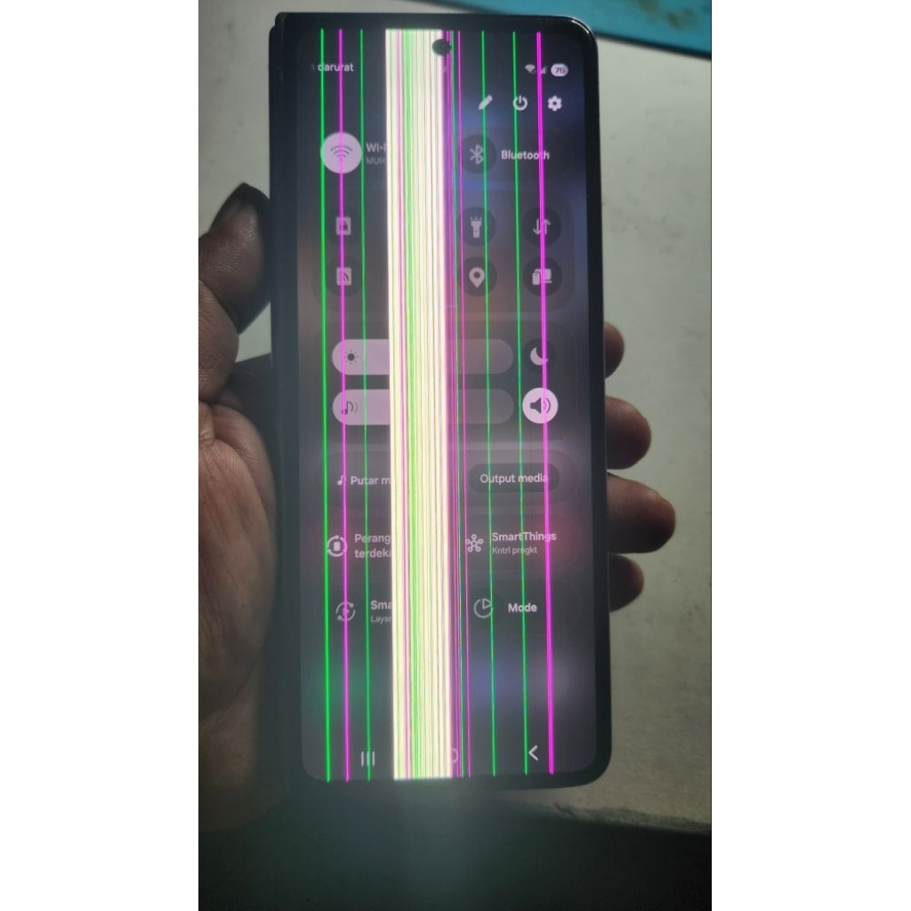 LCD Samsung Z Fold 4 second bekas