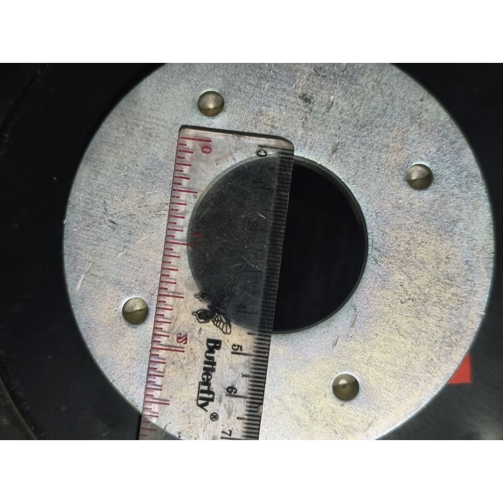 bundaran besi speaker 15 inc
