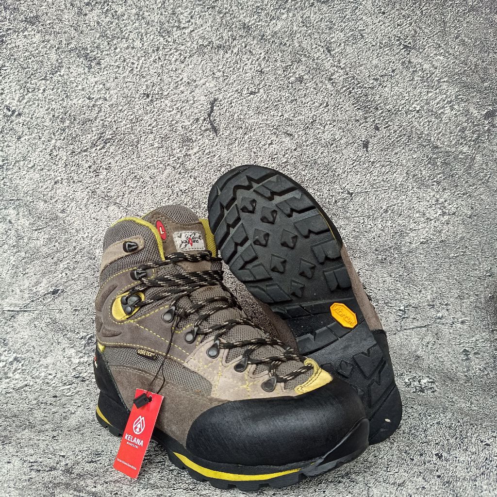 Sepatu Hiking Kayland High Size 38