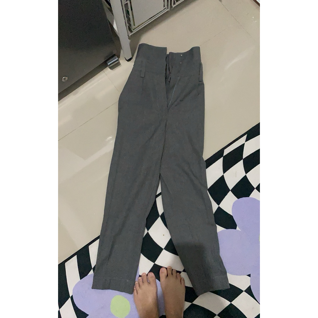 (Preloved) Celana Bahan Highwaist + Belt - To Kart