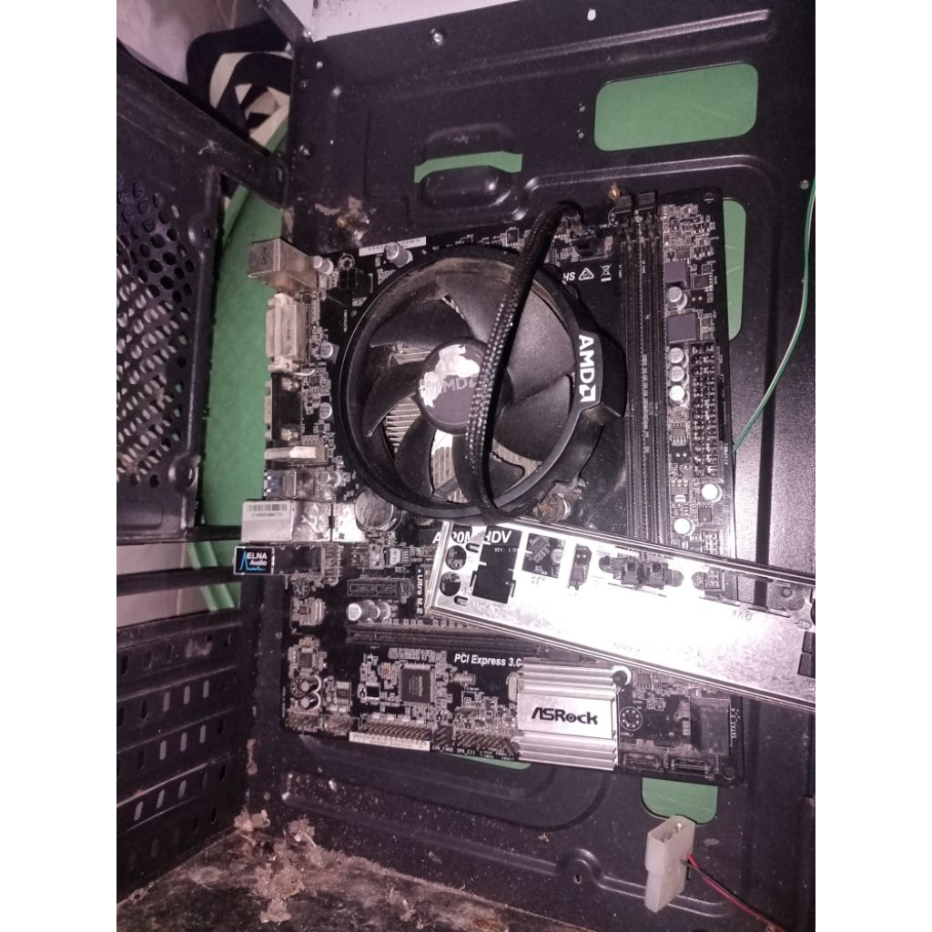 mobo rusak, ryzen 3 2200g normal, ram 4x2 8gb normal