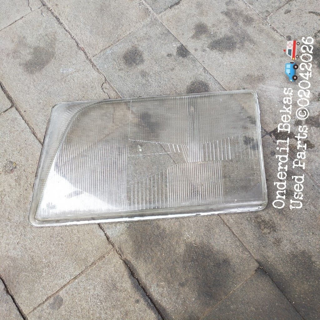 kaca lampu headlamp kiri Mercedes Benz e-class w124 facelift tahun 1994