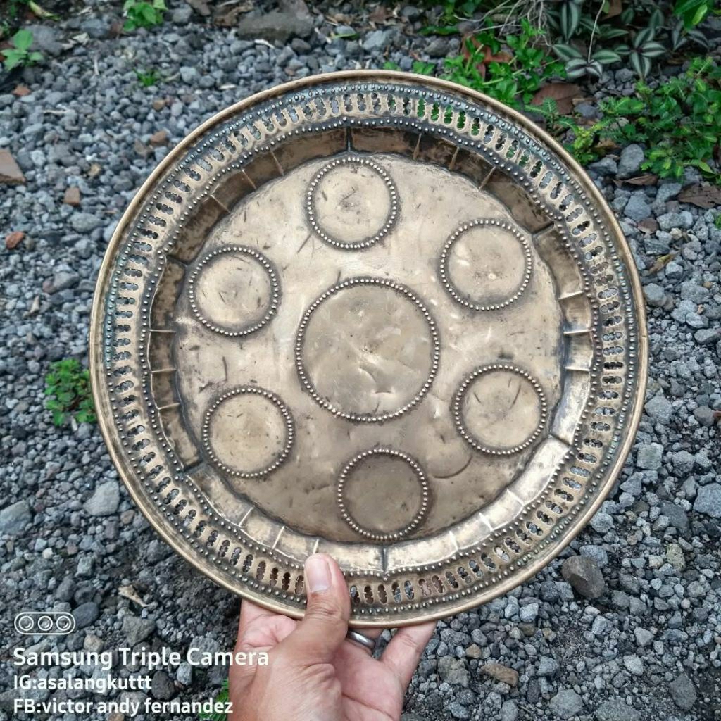 nampan baki kuningan jadul antik