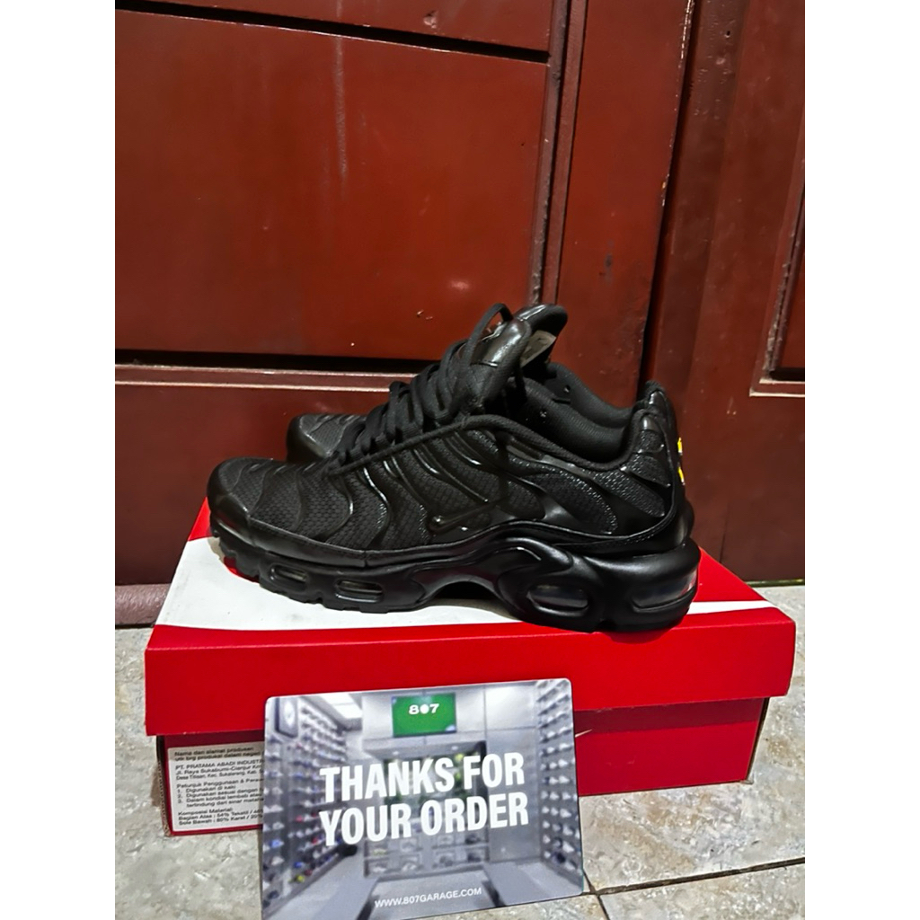 nike tn air max fullblack