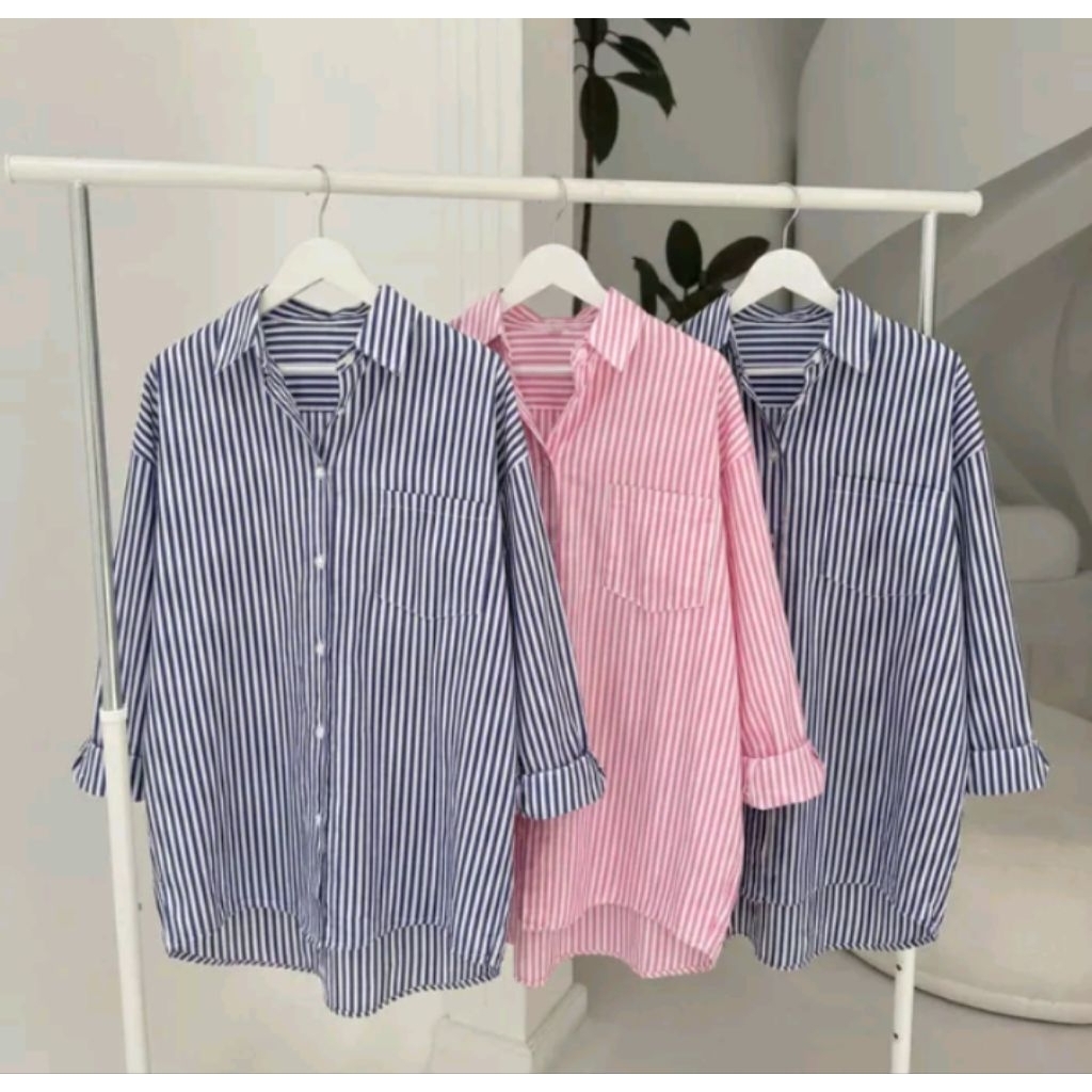 kemeja salur wanita//kemeja saku//baju atasan remaja dewasa//outfit kekinian//kemeja terlaris