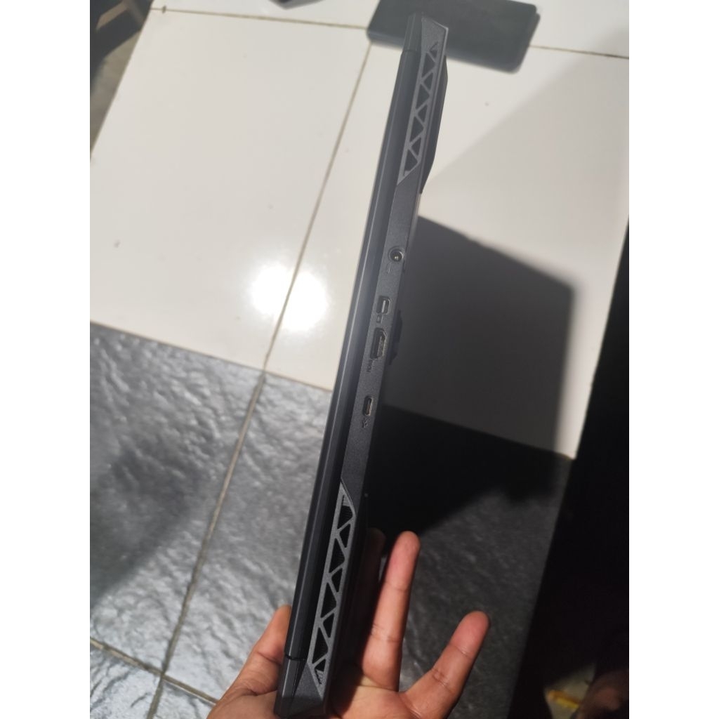 Acer Aspire 7 Pro A715-59G-516G
