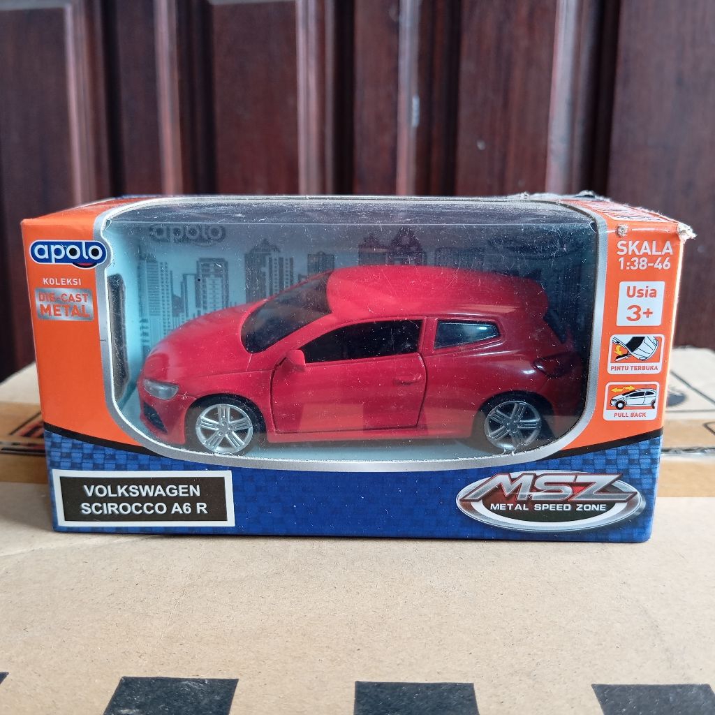 Apolo Volkswagen Scirocco VW A6 R merah red skala 32 MSZ