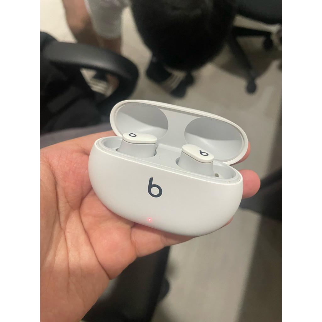 beats studio buds second original