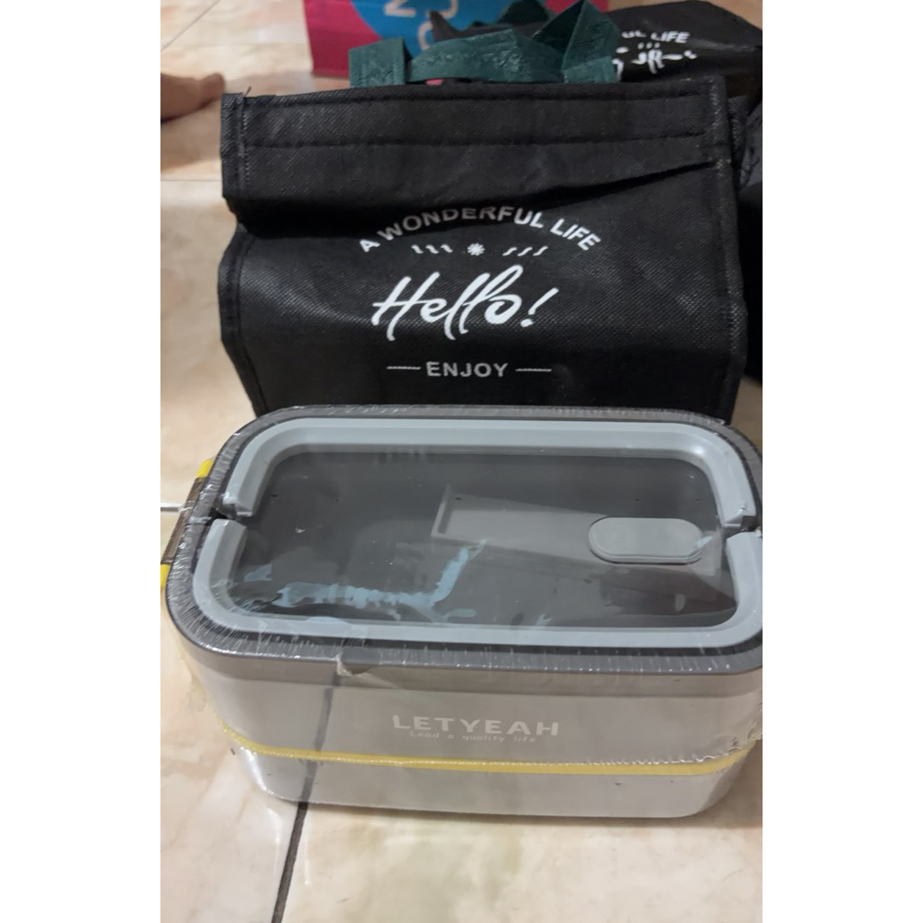 let yeah lunch box