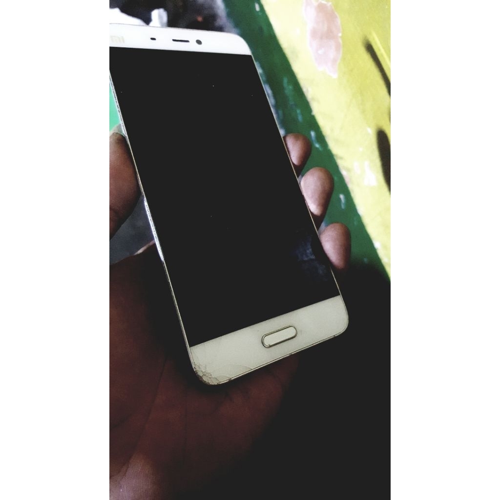 LCD XIAOMI MI5 original copotan baca deskripsi