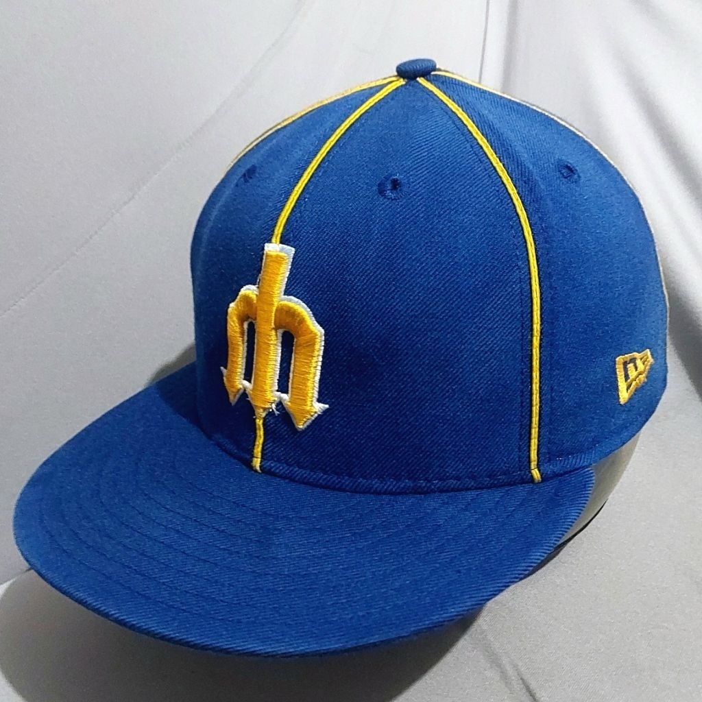 Topi snapback New Era Minus second