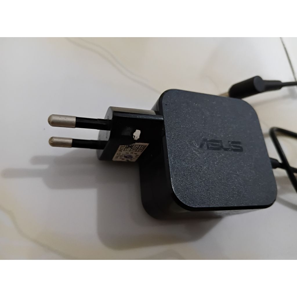Charger/Adaptor Notebook Asus E203 Series Ori Copotan