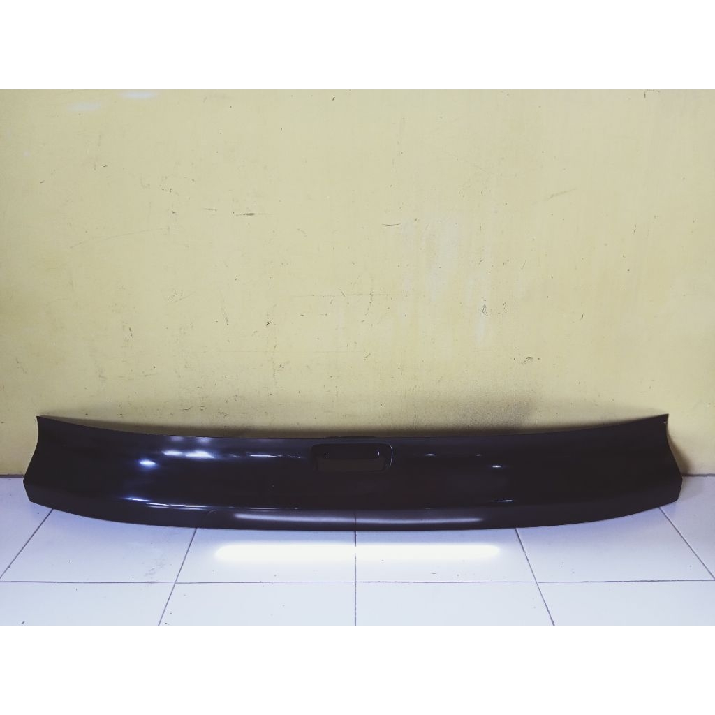 Moulding pintu bagasi Honda CRV Gen 3 th 2007-2012.