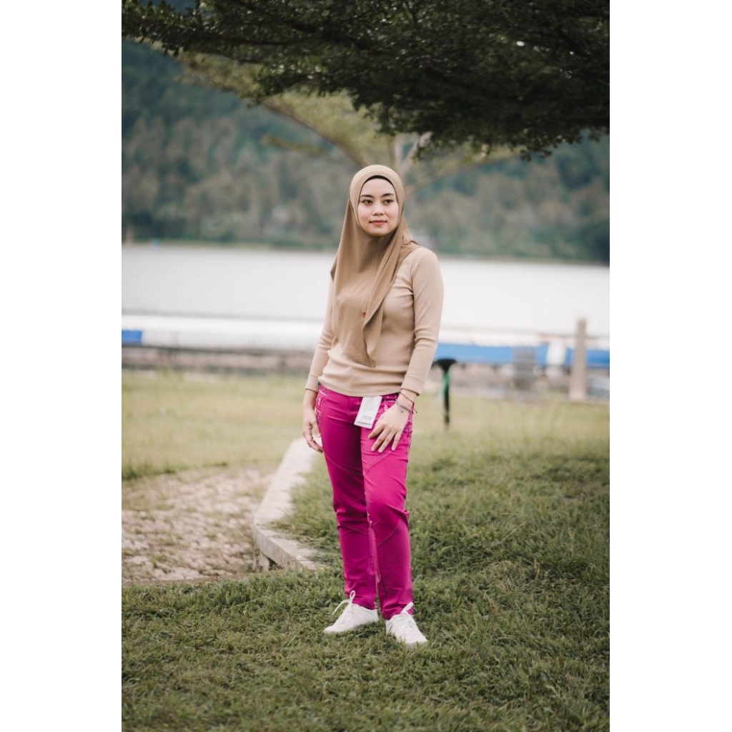 celana gunung wanita quickdry outdoor hiking