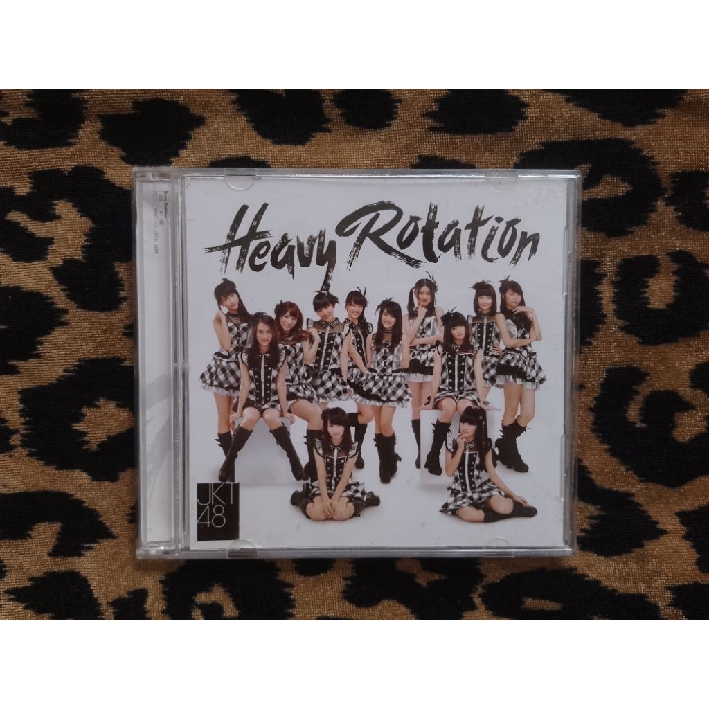 CD JKT48 Heavy Rotation White Album Series