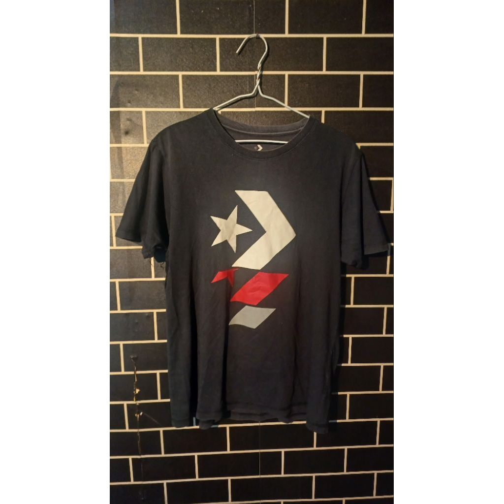 tshirt Converse