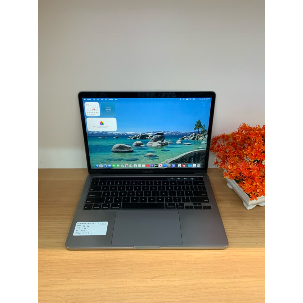 MacBook Pro 2020 i5 13inch 16GB 1TB