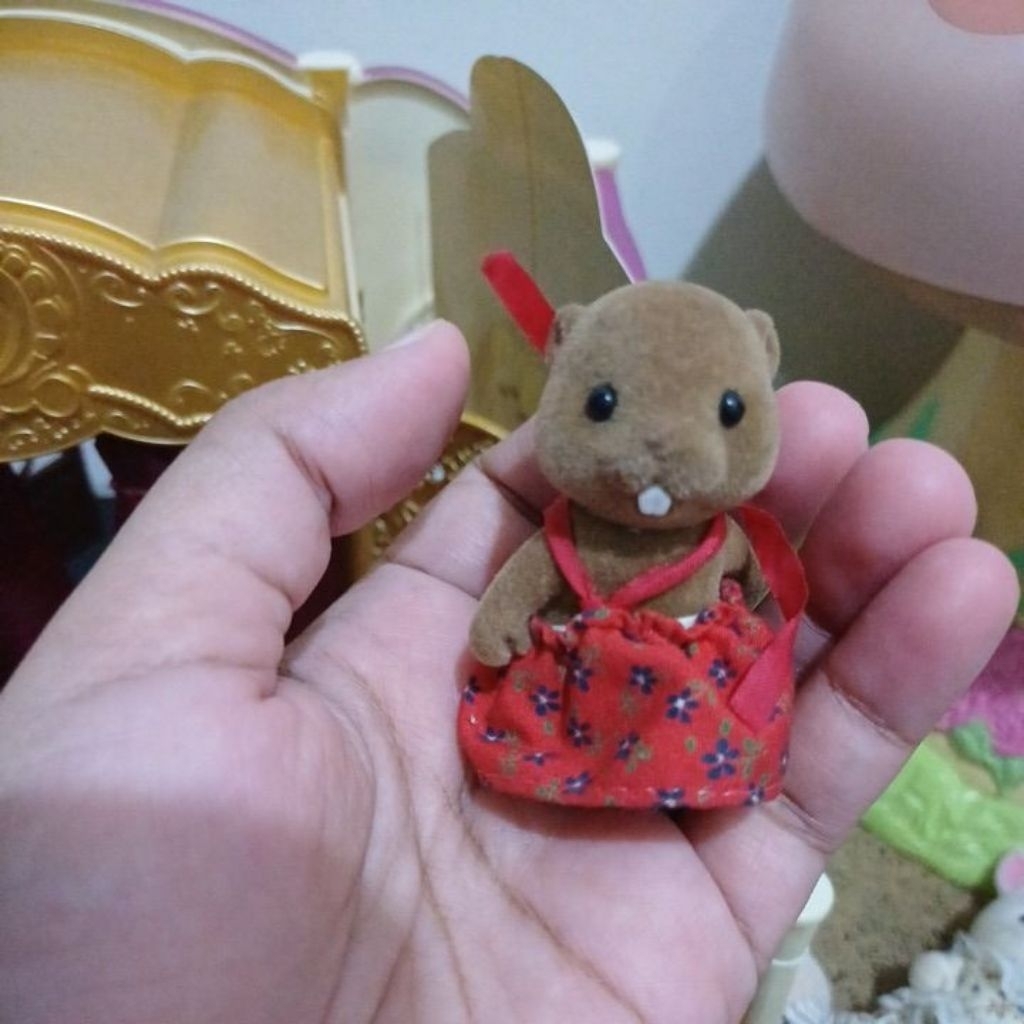 sylvanian Families beaver sis