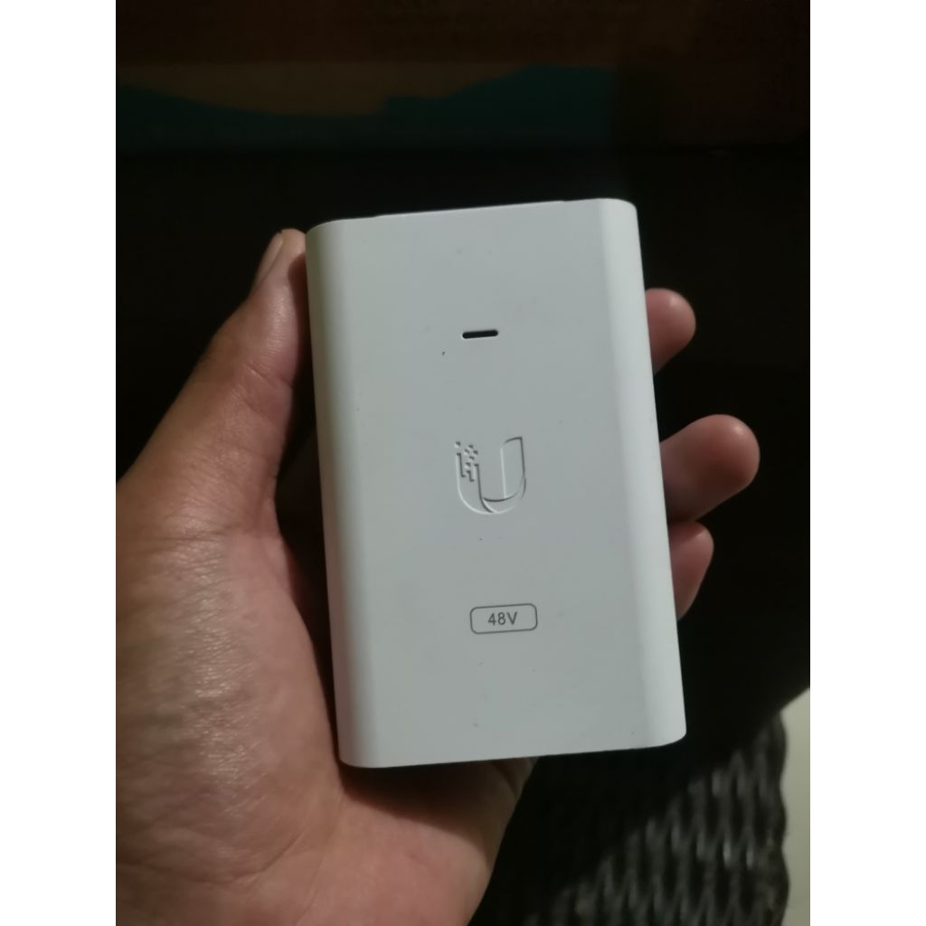 Poe ubiquity 48v Gigabit