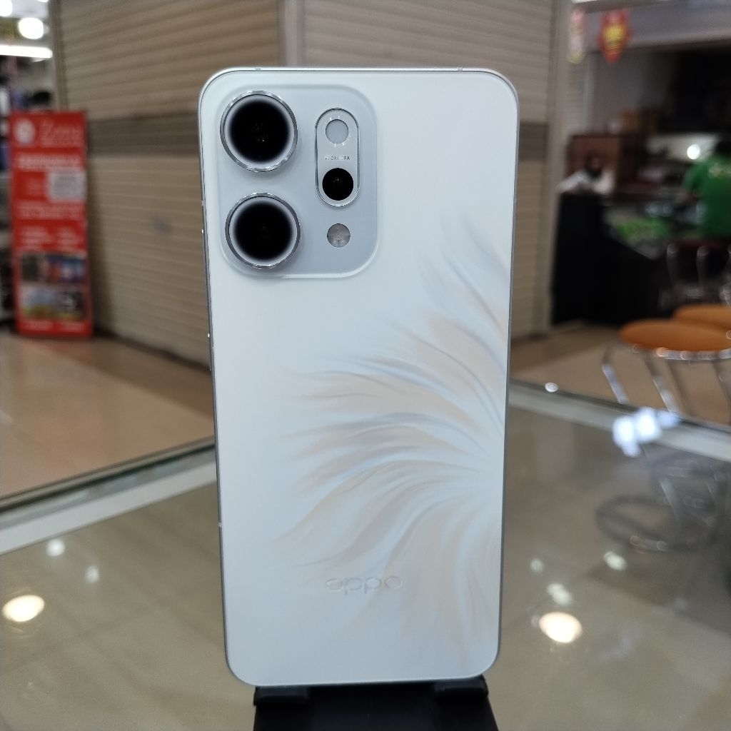 OPPO RENO 14 PRO 5G 12/512 OPPO RENO 14PRO 5G 12/512 OPPO RENO14PRO5G 12/512 SECOND BEKAS GARANSI RE