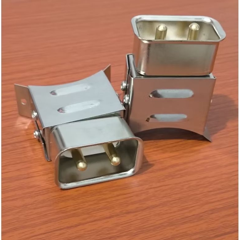 Socket Keramik TerminalKonektor Plug Industri: Socket keramik terminal ini adalah konektor plug indu
