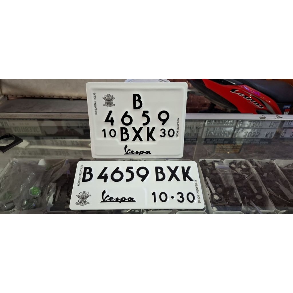Plat Nomer Motor Vespa Matic ( Ves Met ) Model Clasic