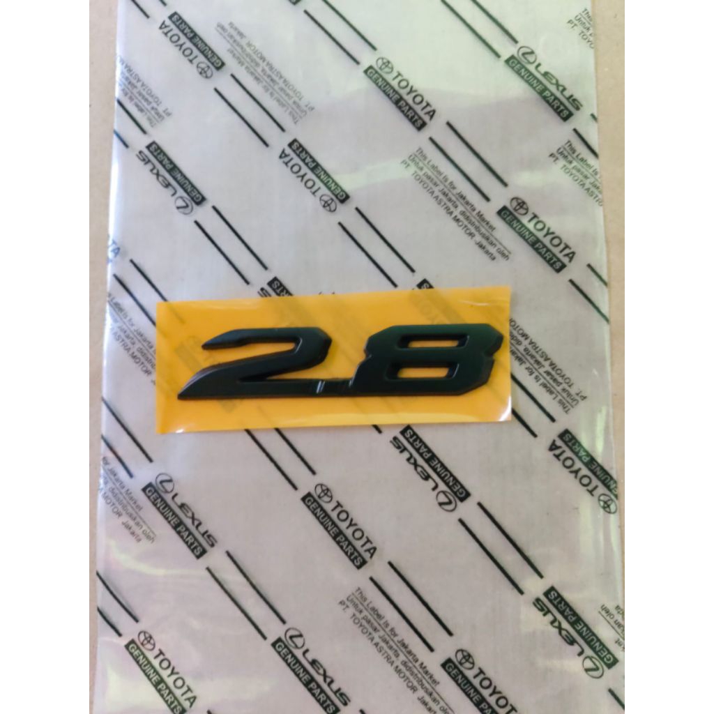 EMBLEM TULISAN 2,8 FORTUNER HITAM DOOF